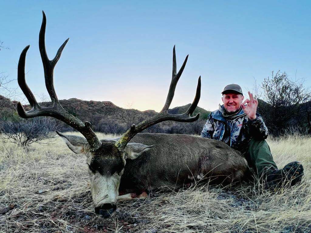 Mule Deer hunt photo 11